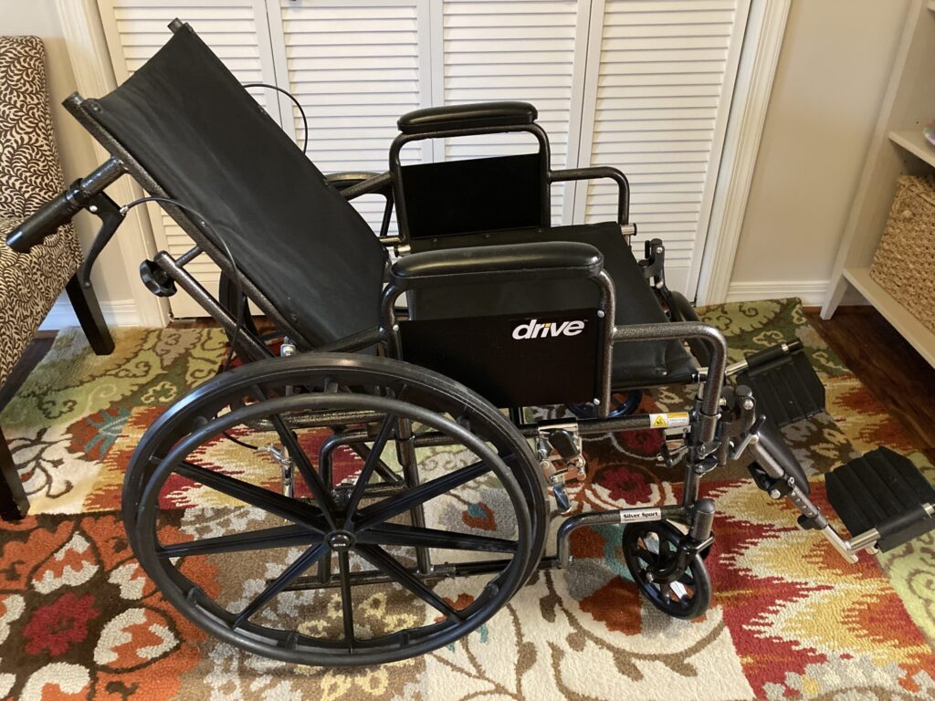 Drive reclining wheelchair