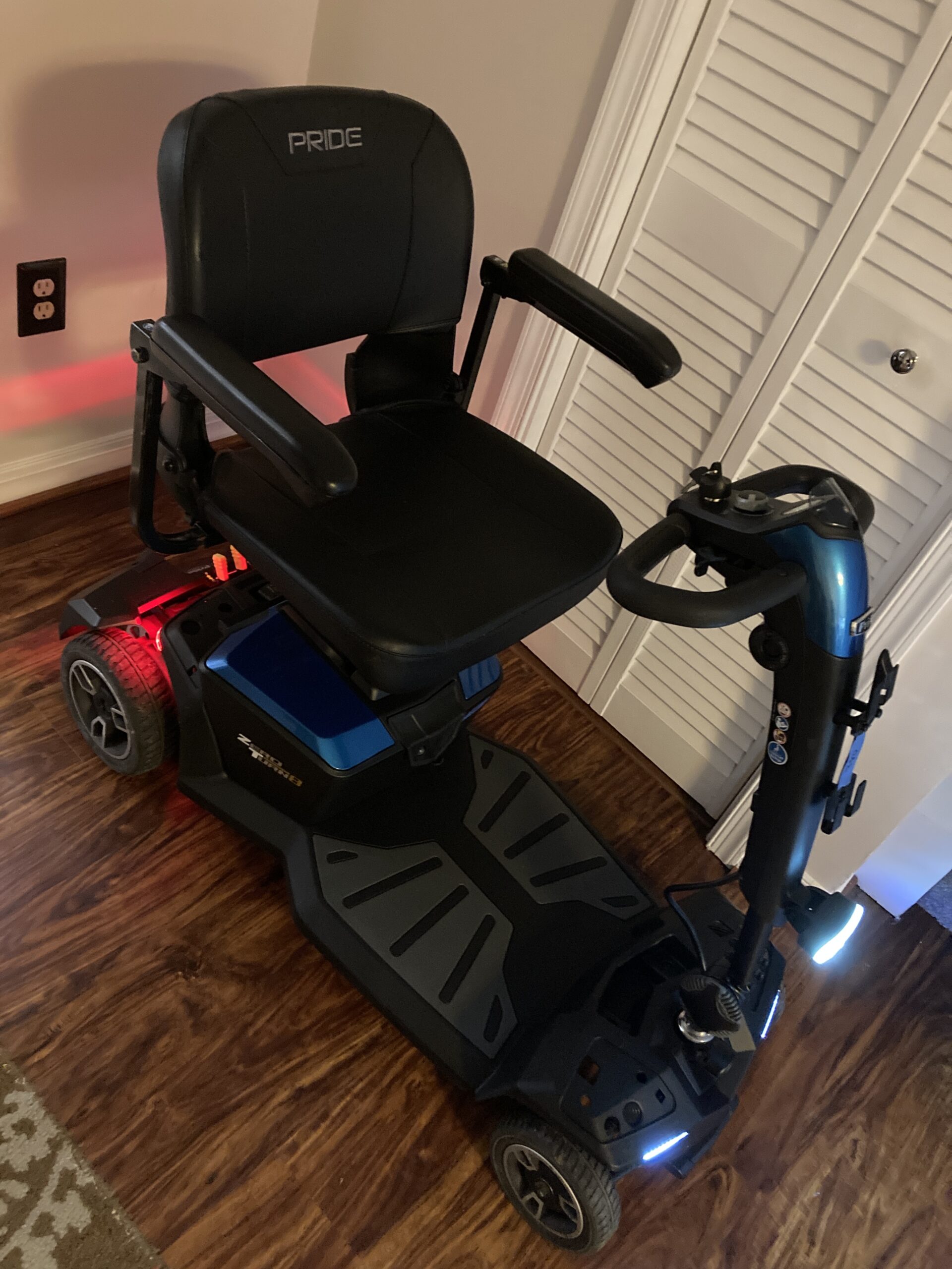 Sold: Pride Zero Turn 8 Mobility Scooter